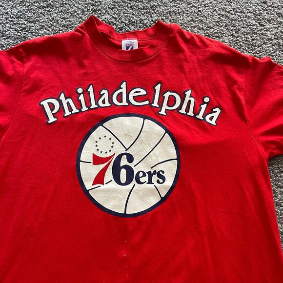 Vintage 80s 90s Philadelphia 76ers Sixers Logo 7 T Shirt Red USA Size XL - Picture 2 of 7